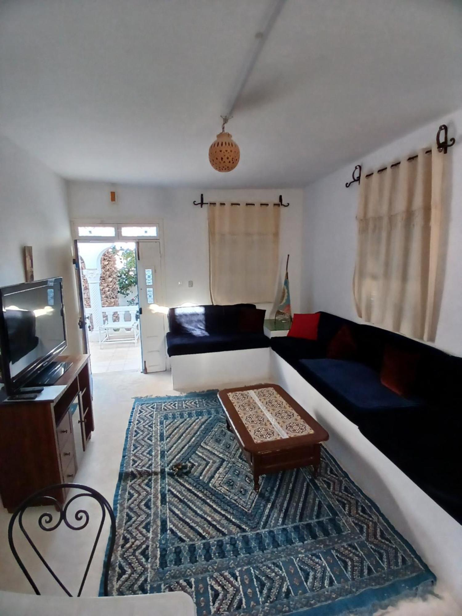 Casa de Férias Menzel Churasco Djerba *
