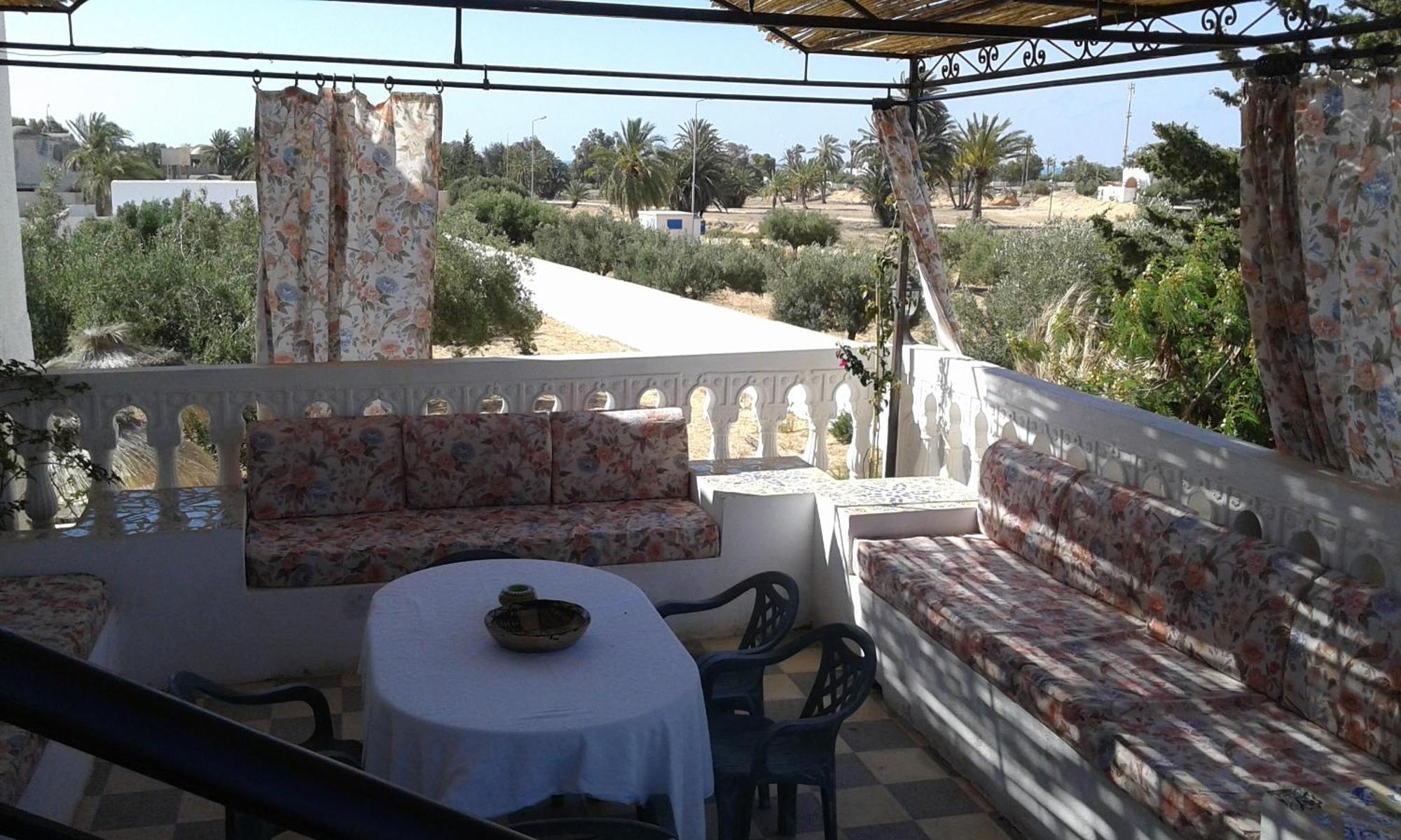 Menzel Churasco Djerba Casa de Férias Aghīr